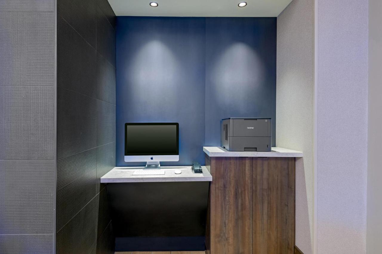Hotel Courtyard By Marriott Atlanta Midtown Zewnętrze zdjęcie