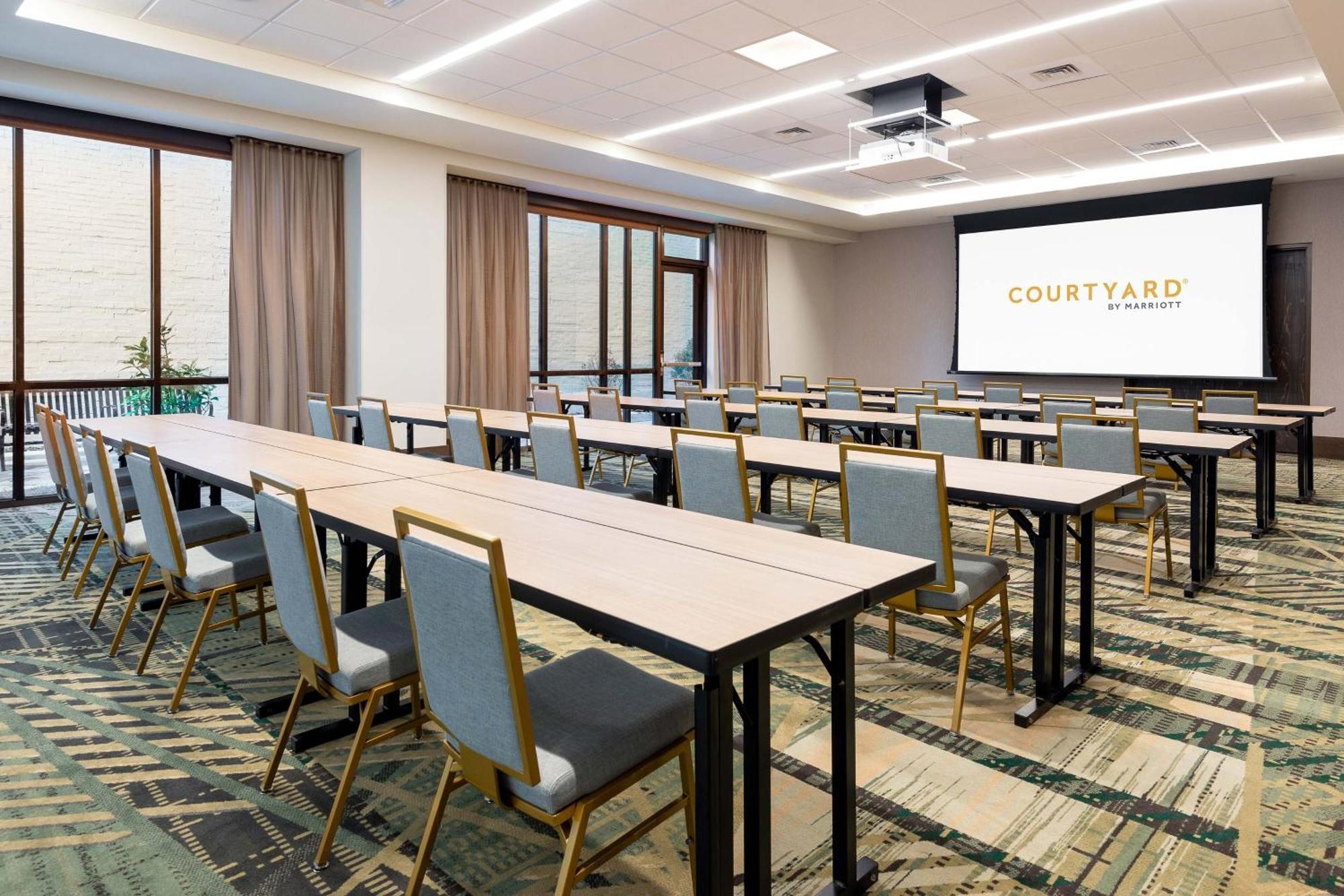 Hotel Courtyard By Marriott Atlanta Midtown Zewnętrze zdjęcie