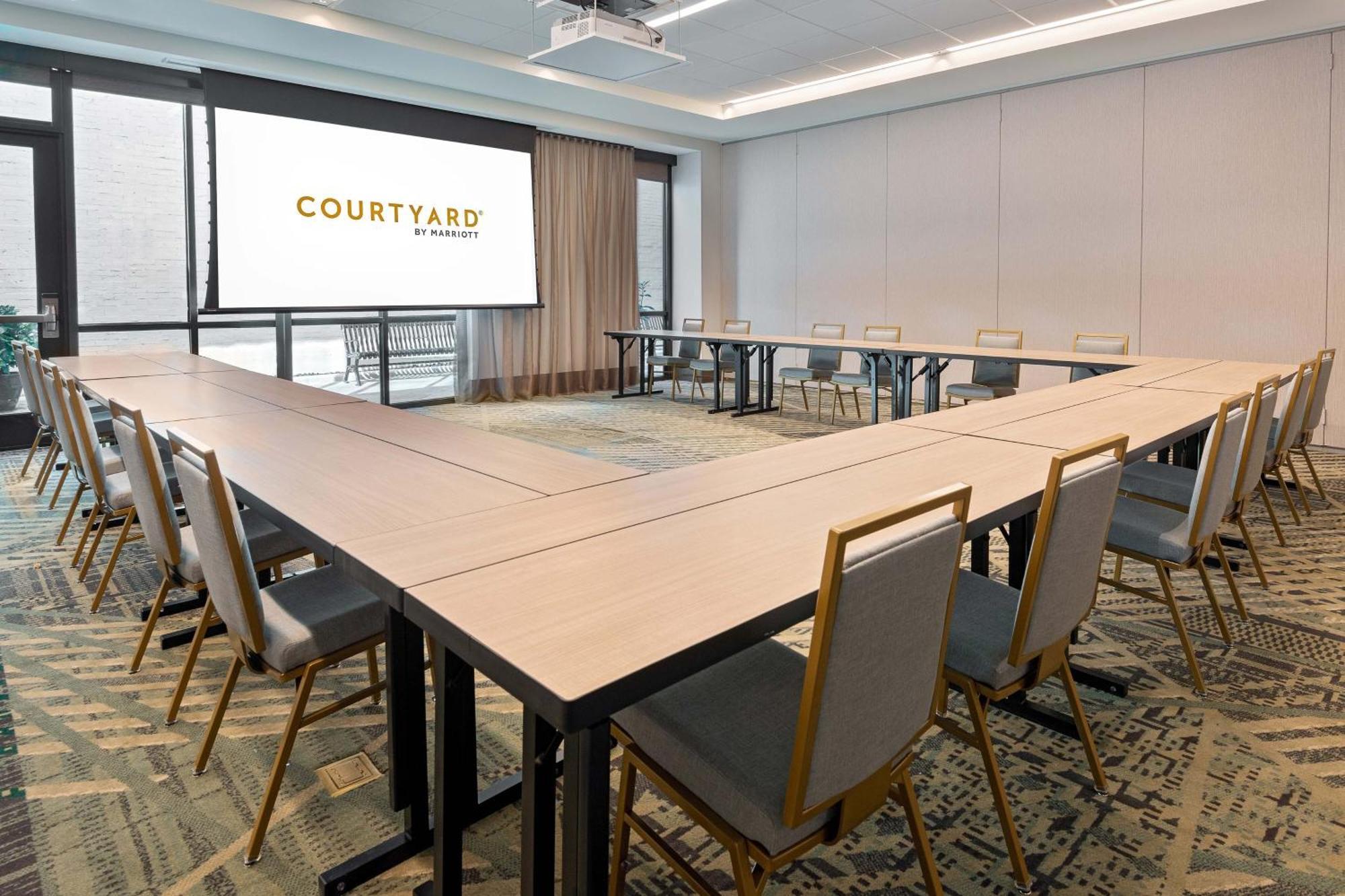 Hotel Courtyard By Marriott Atlanta Midtown Zewnętrze zdjęcie