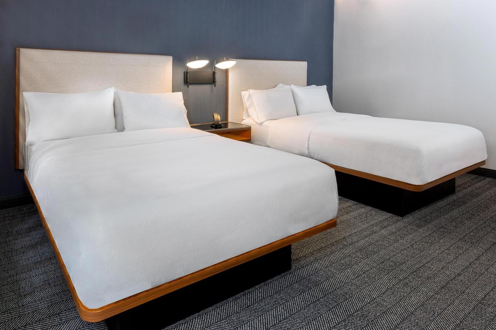 Hotel Courtyard By Marriott Atlanta Midtown Zewnętrze zdjęcie